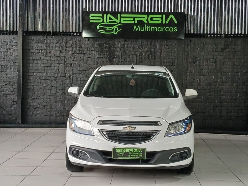 ONIX 1.4 MPFI LT 8V FLEX 4P MANUAL - 2014 - CAXIAS DO SUL