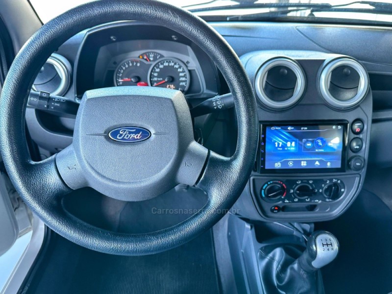 KA 1.0 MPI CLASS 8V FLEX 2P MANUAL - 2012 - TRêS COROAS