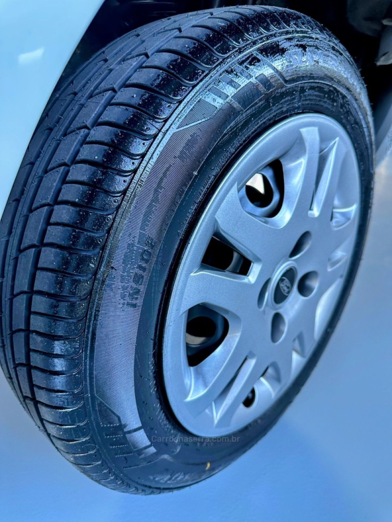 KA 1.0 MPI CLASS 8V FLEX 2P MANUAL - 2012 - TRêS COROAS