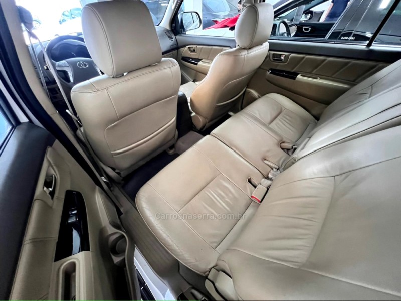 HILUX SW4 3.0 SRV 4X4 16V TURBO INTERCOOLER DIESEL 4P AUTOMÁTICO - 2013 - CARLOS BARBOSA