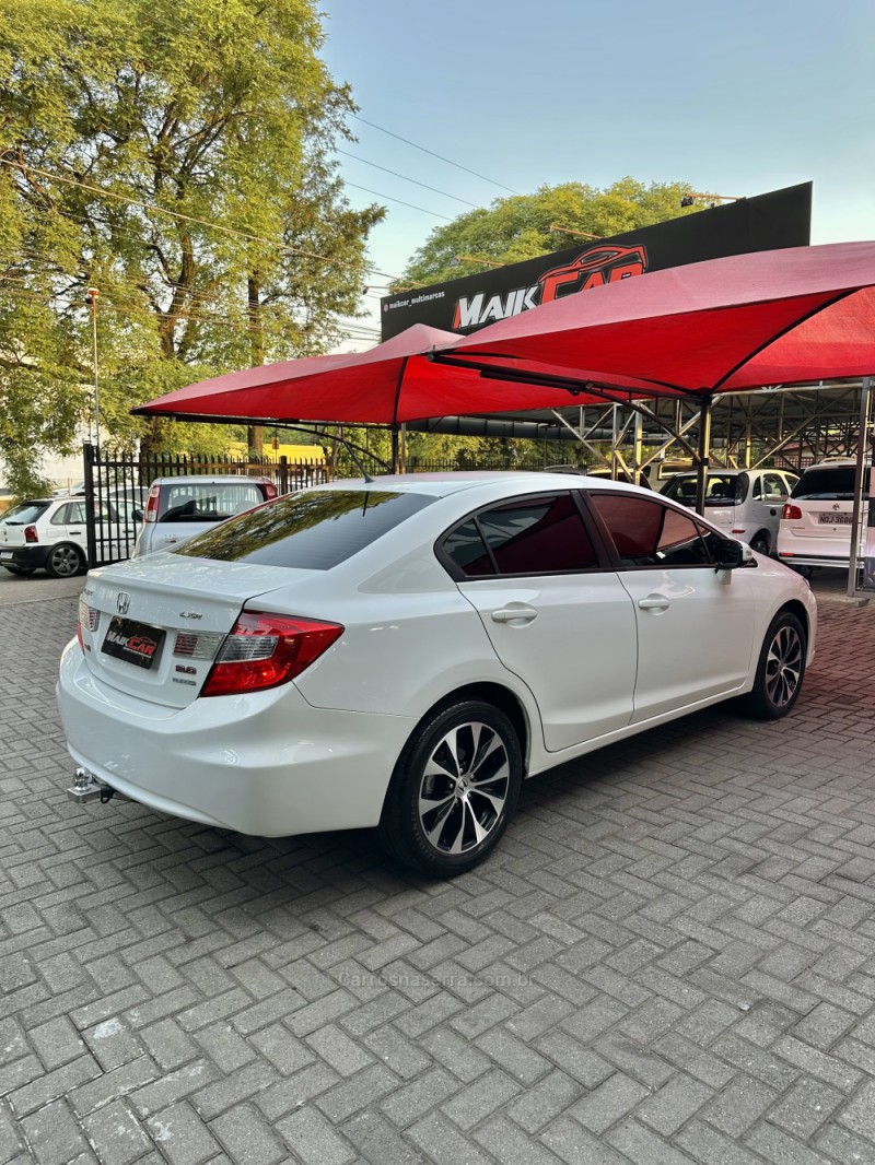 CIVIC 2.0 LXR 16V FLEX 4P AUTOMÁTICO - 2015 - ESTâNCIA VELHA