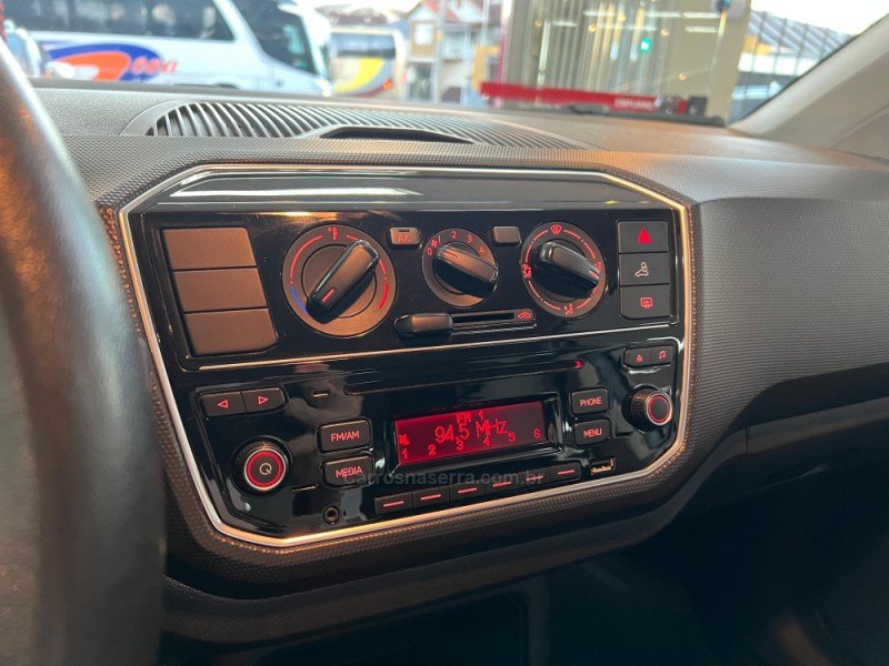 UP 1.0 TSI MOVE UP 12V FLEX 4P MANUAL - 2019 - CAXIAS DO SUL