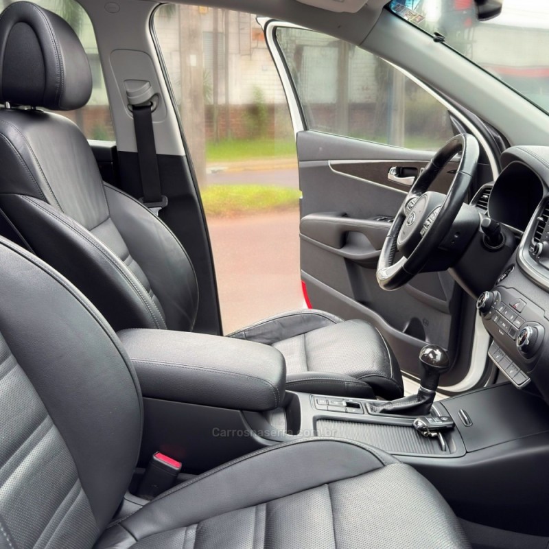 SORENTO 3.3 EX V6 24V GASOLINA 4P 7 LUGARES AUTOMATICO - 2018 - NOVO HAMBURGO