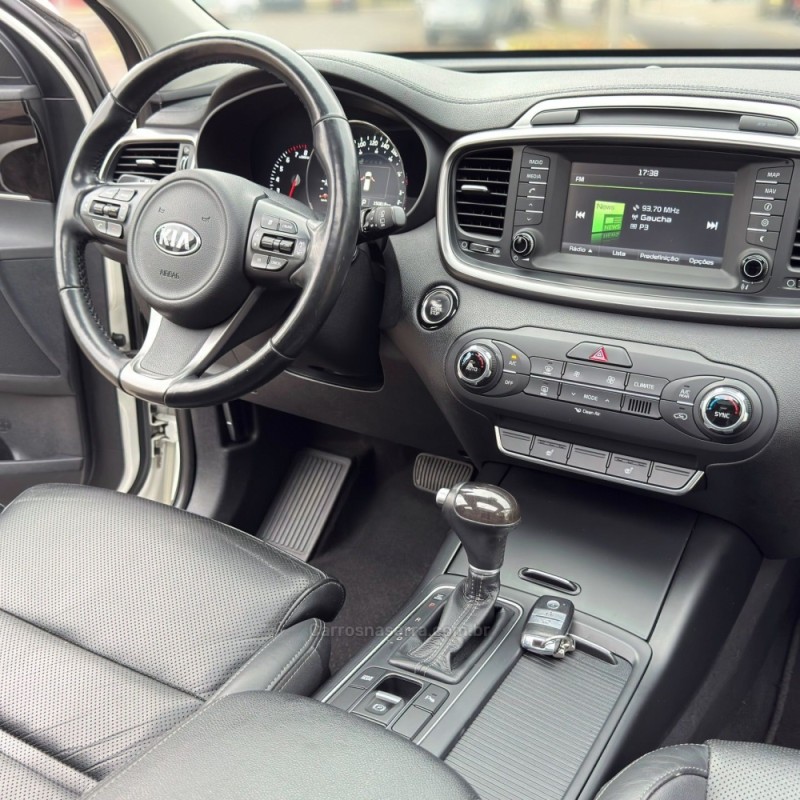 SORENTO 3.3 EX V6 24V GASOLINA 4P 7 LUGARES AUTOMATICO - 2018 - NOVO HAMBURGO