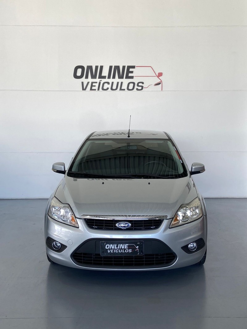 FOCUS 1.6 GLX 8V FLEX 4P MANUAL - 2013 - FARROUPILHA