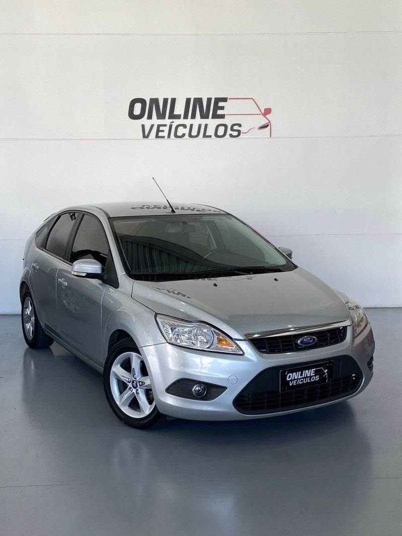 FOCUS 1.6 GLX 8V FLEX 4P MANUAL - 2013 - FARROUPILHA