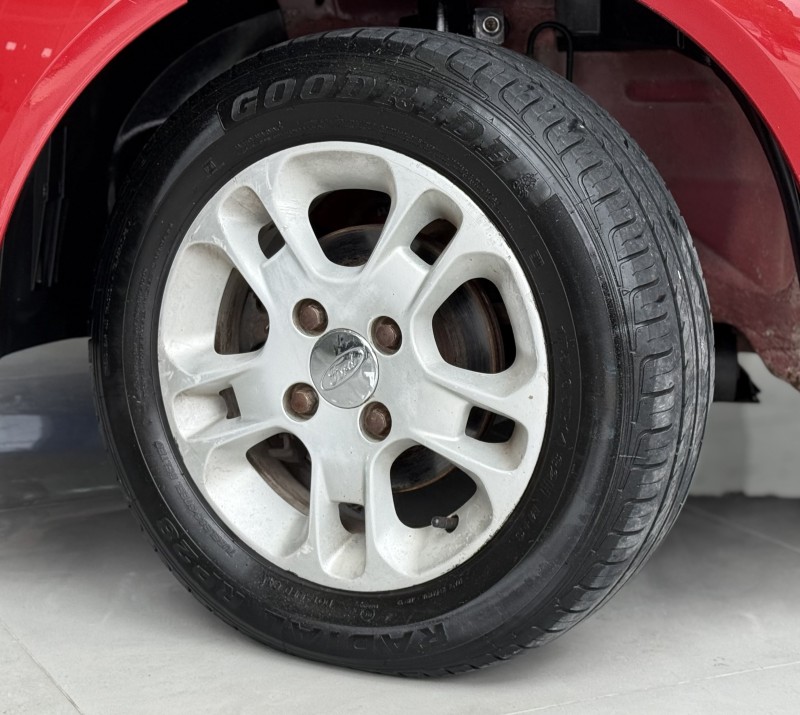 FIESTA 1.6 MPI CLASS SEDAN 8V FLEX 4P MANUAL - 2011 - CAXIAS DO SUL