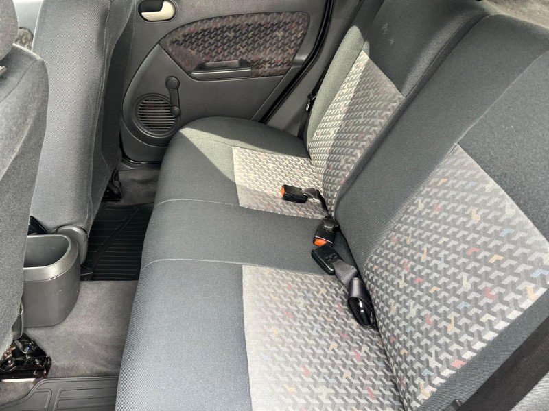 FIESTA 1.0 EDGE 8V GASOLINA 4P MANUAL - 2003 - CAXIAS DO SUL