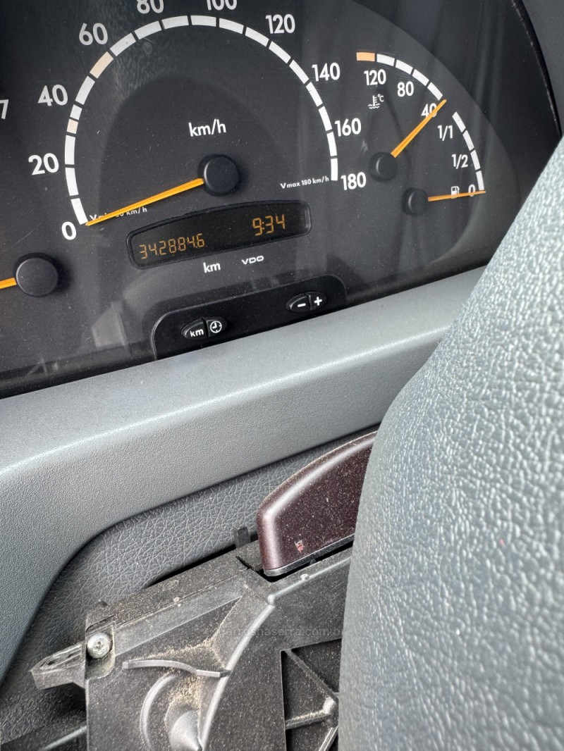 SPRINTER 2.2 CHASSI 415 LONGO DIESEL 3P MANUAL - 2002 - GARIBALDI