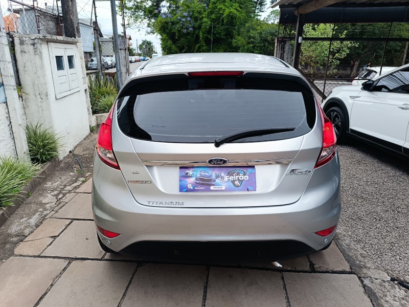 FIESTA 1.6 TITANIUM HATCH 16V FLEX 4P AUTOMÁTICO - 2015 - BENTO GONçALVES