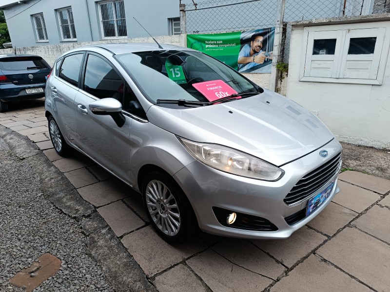 FIESTA 1.6 TITANIUM HATCH 16V FLEX 4P AUTOMÁTICO - 2015 - BENTO GONçALVES