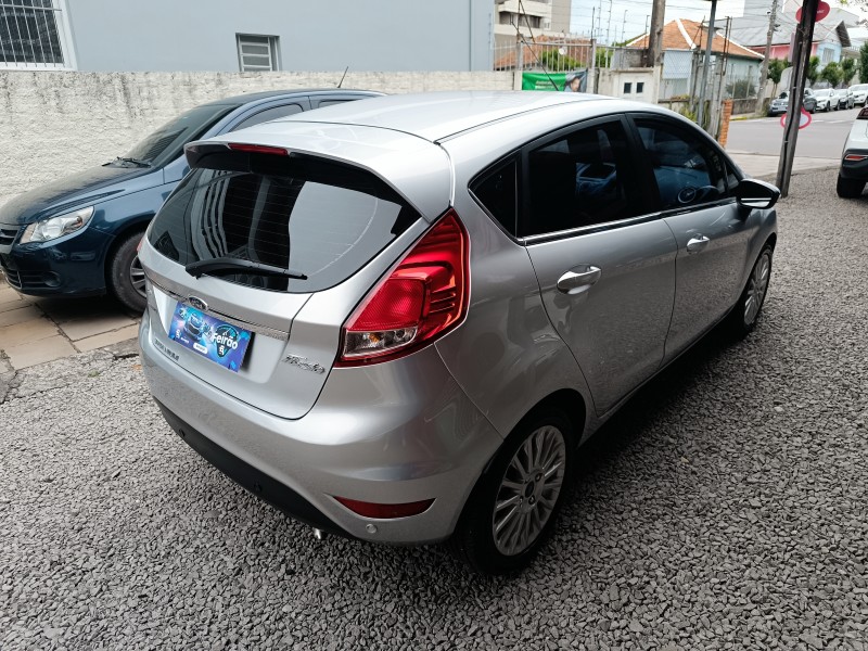 FIESTA 1.6 TITANIUM HATCH 16V FLEX 4P AUTOMÁTICO - 2015 - BENTO GONçALVES