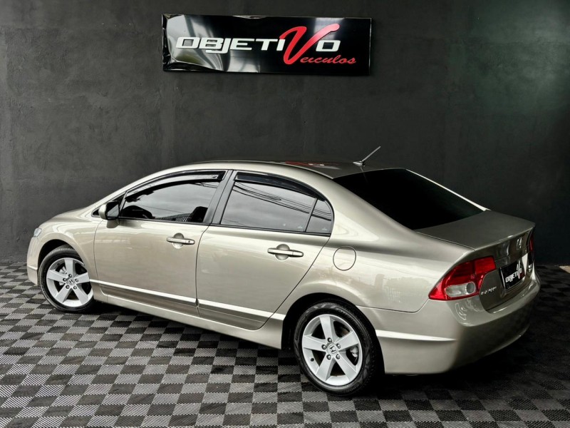 CIVIC 1.8 LXS 16V FLEX 4P MANUAL - 2010 - CAXIAS DO SUL