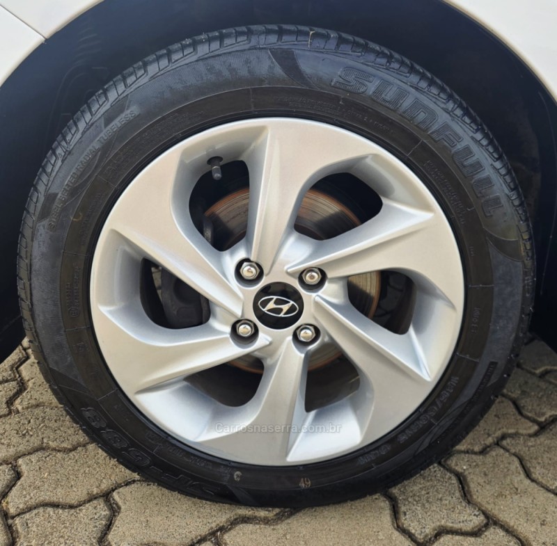 HB20 1.0 COMFORT STYLE 12V TURBO FLEX 4P MANUAL - 2014 - LAJEADO