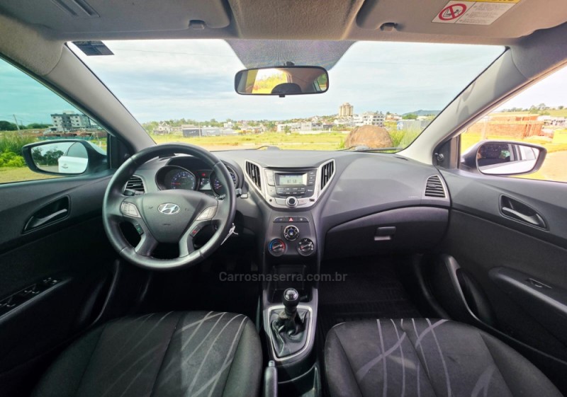 HB20 1.0 COMFORT STYLE 12V TURBO FLEX 4P MANUAL - 2014 - LAJEADO