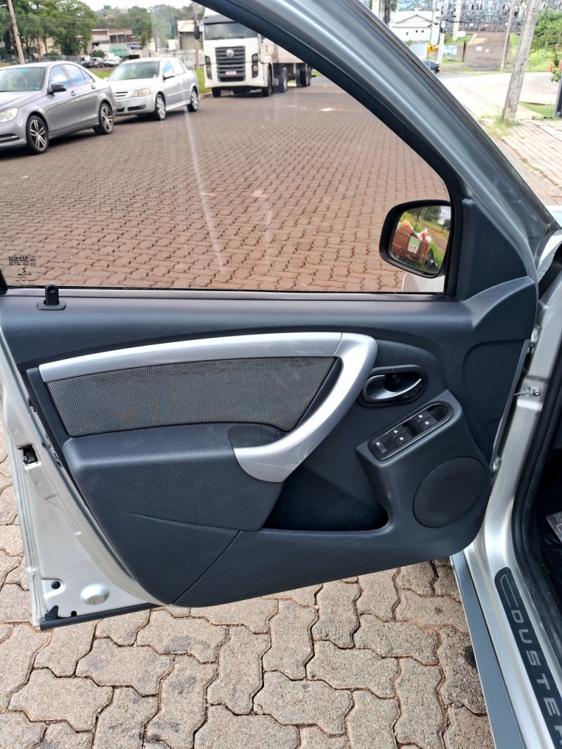 DUSTER 1.6 DYNAMIQUE 4X2 16V FLEX 4P MANUAL - 2014 - BENTO GONçALVES