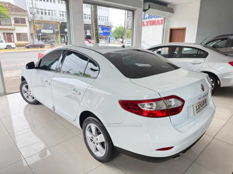 FLUENCE 2.0 DYNAMIQUE 16V FLEX 4P AUTOMÁTICO - 2014 - SãO LEOPOLDO