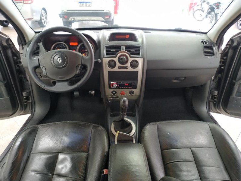 MÉGANE 1.6 DYNAMIQUE 16V FLEX 4P MANUAL - 2007 - CAXIAS DO SUL