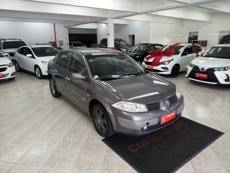 MÉGANE 1.6 DYNAMIQUE 16V FLEX 4P MANUAL - 2007 - CAXIAS DO SUL