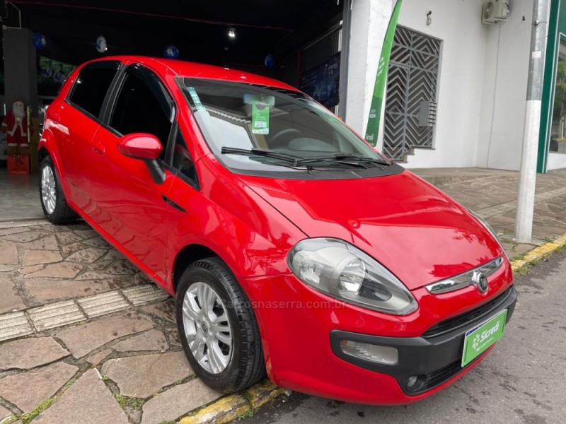 PUNTO 1.4 ATTRACTIVE 8V FLEX 4P MANUAL - 2013 - BENTO GONçALVES
