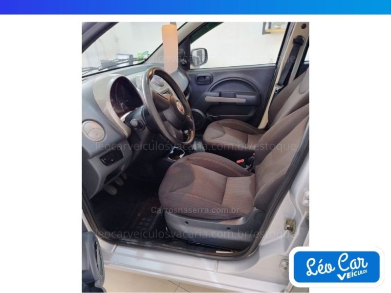 UNO 1.0 WAY 8V FLEX 4P MANUAL - 2012 - VACARIA