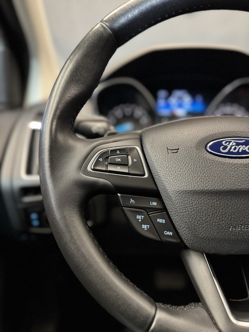 FOCUS 2.0 TITANIUM HATCH 16V FLEX 4P AUTOMÁTICO - 2018 - CAXIAS DO SUL