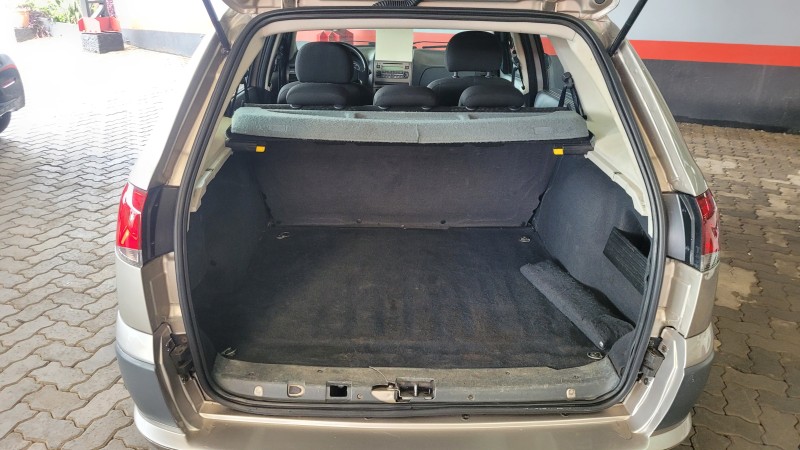 PALIO 1.4 MPI ATTRACTIVE WEEKEND 8V FLEX 4P MANUAL - 2011 - GARIBALDI