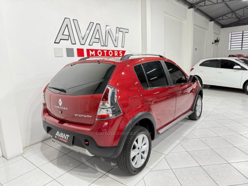 SANDERO 1.6 STEPWAY 8V FLEX 4P MANUAL - 2014 - NOVO HAMBURGO