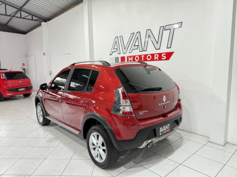 SANDERO 1.6 STEPWAY 8V FLEX 4P MANUAL - 2014 - NOVO HAMBURGO