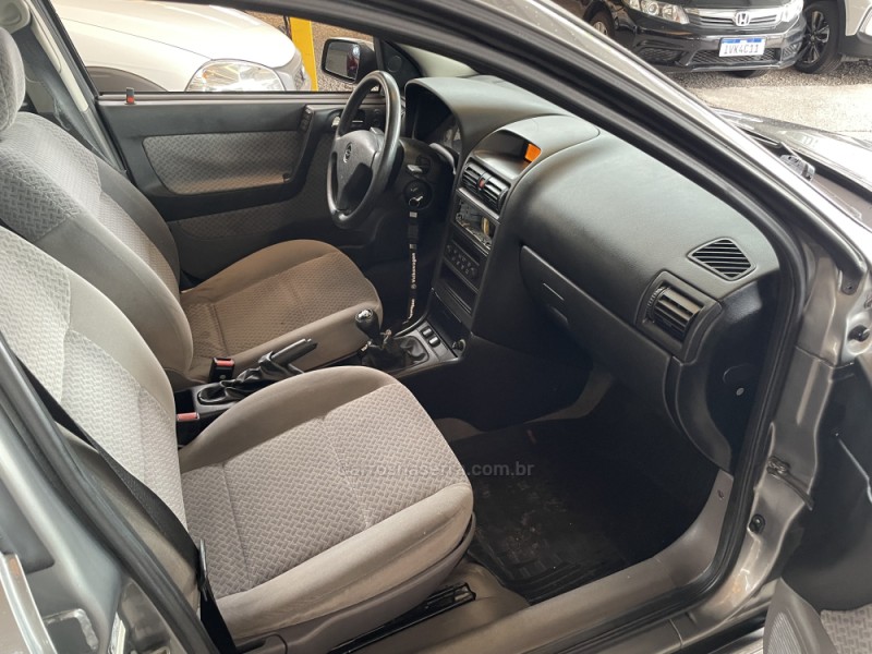 ASTRA 2.0 MPFI CD 8V GASOLINA 4P MANUAL - 2004 - CAXIAS DO SUL