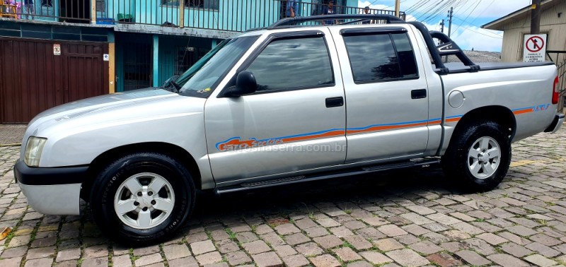 S10 2.8 SERTÕES 4X4 CD 12V TURBO ELECTRONIC INTERCOOLER DIESEL 4P MANUAL - 2005 - CAXIAS DO SUL