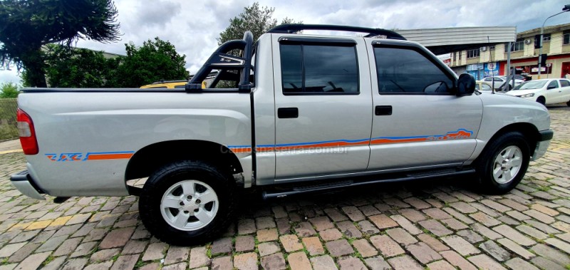 S10 2.8 SERTÕES 4X4 CD 12V TURBO ELECTRONIC INTERCOOLER DIESEL 4P MANUAL - 2005 - CAXIAS DO SUL