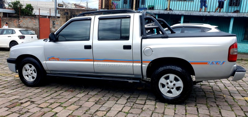 S10 2.8 SERTÕES 4X4 CD 12V TURBO ELECTRONIC INTERCOOLER DIESEL 4P MANUAL - 2005 - CAXIAS DO SUL