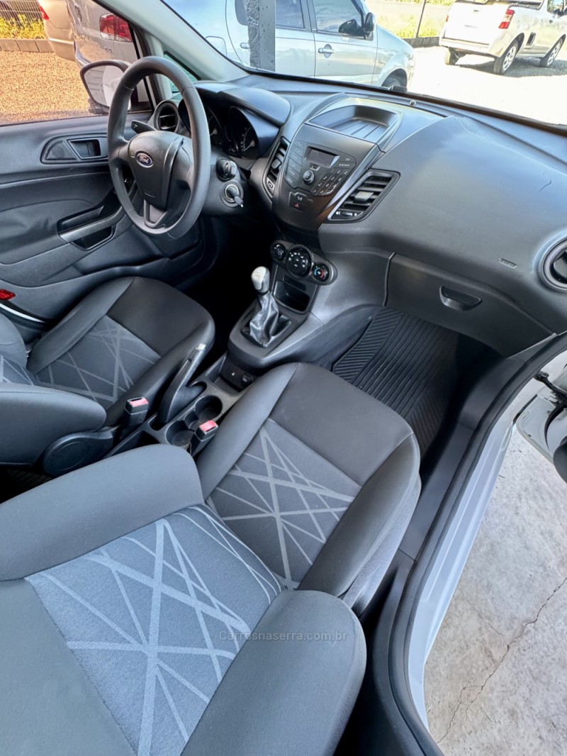 FIESTA 1.5 SE HATCH 16V FLEX 4P MANUAL - 2015 - ENCANTADO
