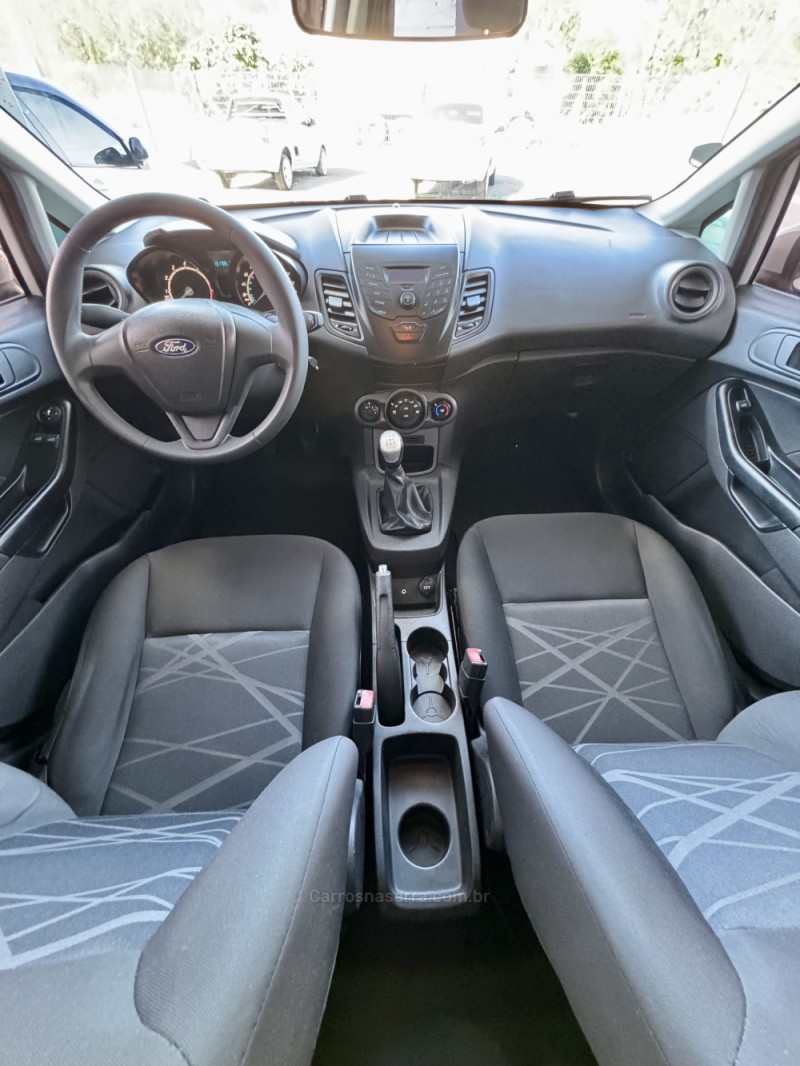 FIESTA 1.5 SE HATCH 16V FLEX 4P MANUAL - 2015 - ENCANTADO