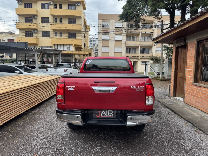 HILUX 2.8 SRV 4X4 CD 16V DIESEL 4P AUTOMÁTICO - 2022 - GARIBALDI