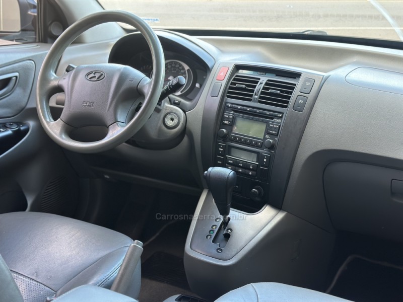 TUCSON 2.0 MPFI GLS 16V 143CV 2WD FLEX 4P AUTOMÁTICO - 2012 - TUPANDI