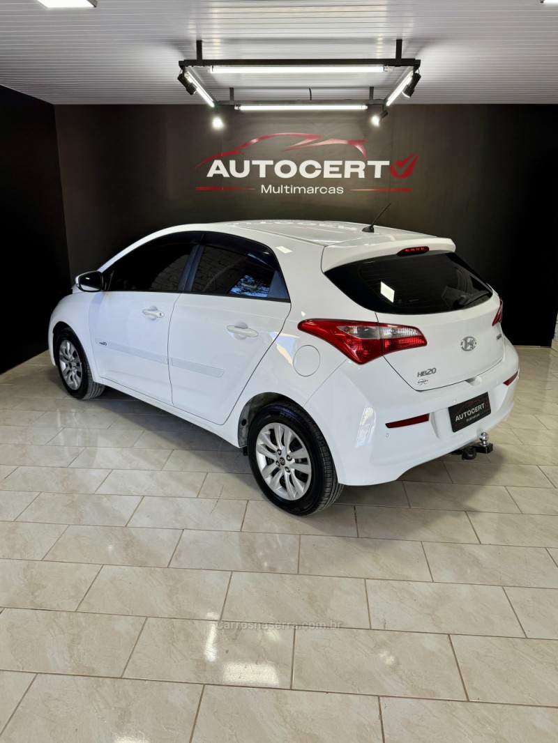 HB20 1.6 COMFORT PLUS 16V FLEX 4P AUTOMÁTICO - 2016 - ENCANTADO