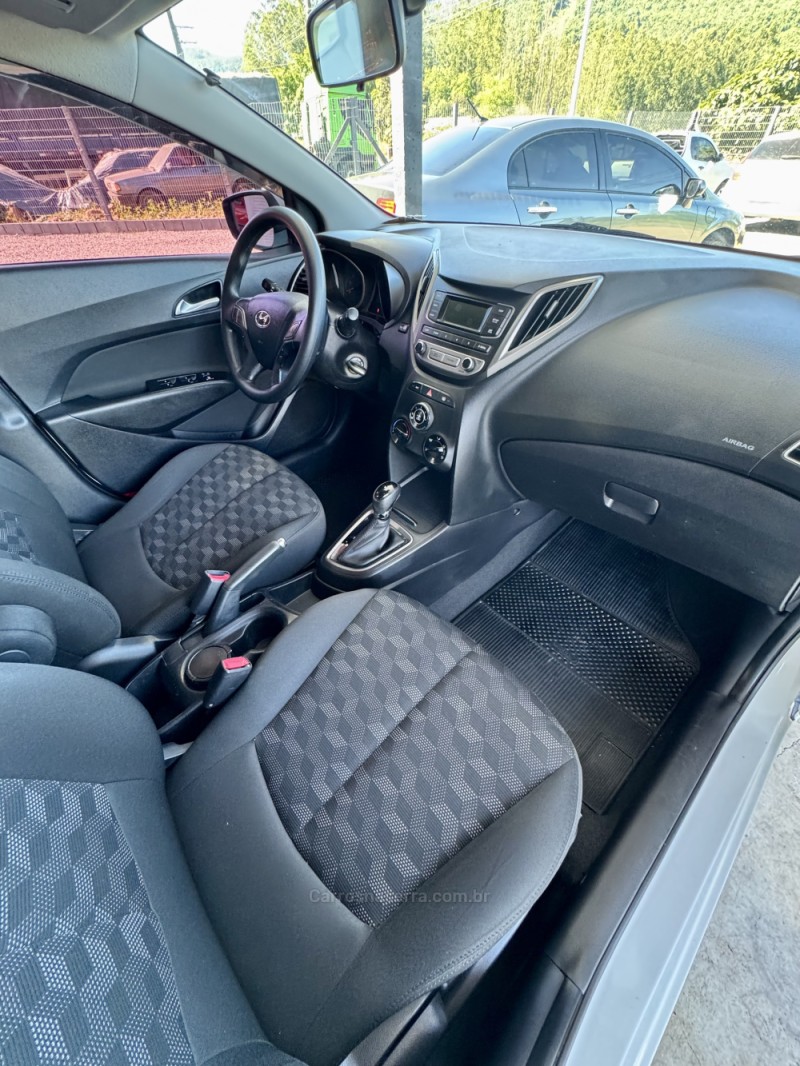 HB20 1.6 COMFORT PLUS 16V FLEX 4P AUTOMÁTICO - 2016 - ENCANTADO