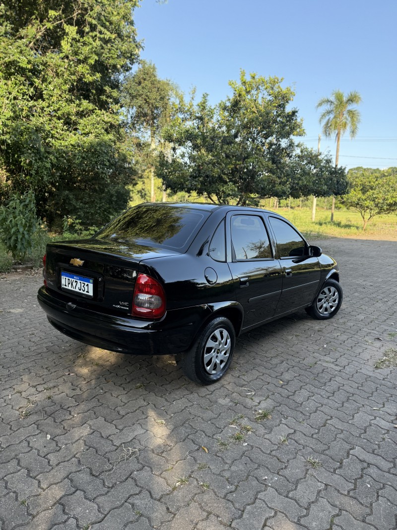 CORSA 1.0 MPFI CLASSIC SEDAN SPIRIT 8V FLEX 4P MANUAL - 2009 - ARROIO DO MEIO