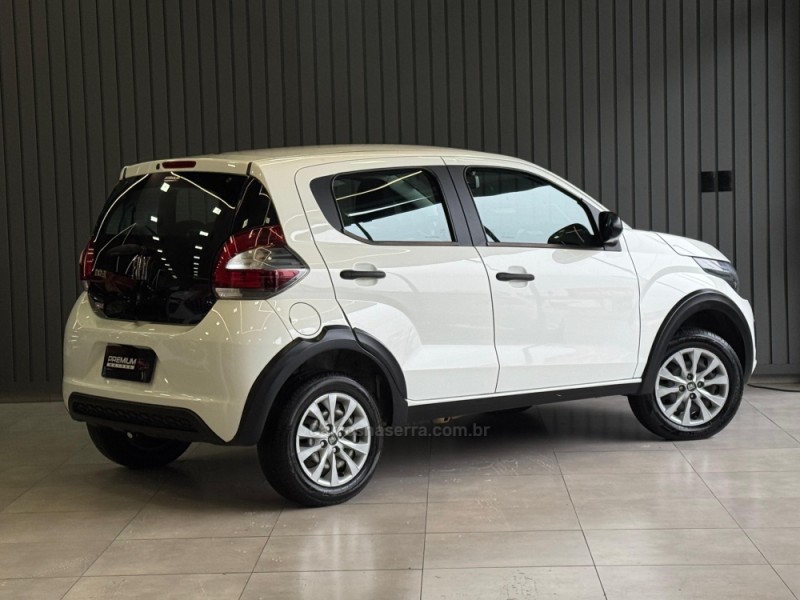 MOBI 1.0 8V EVO FLEX LIKE. MANUAL - 2023 - DOIS IRMãOS