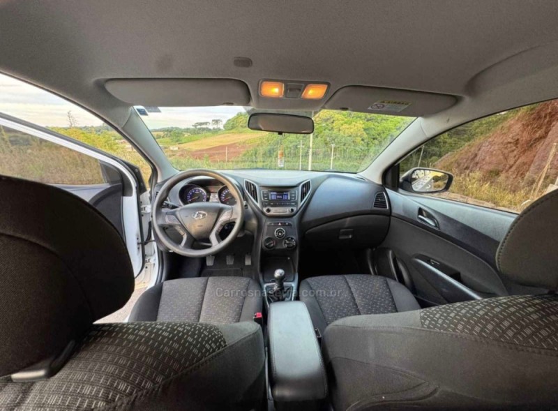 HB20 1.0 COMFORT PLUS 12V FLEX 4P MANUAL - 2017 - NOVA BASSANO