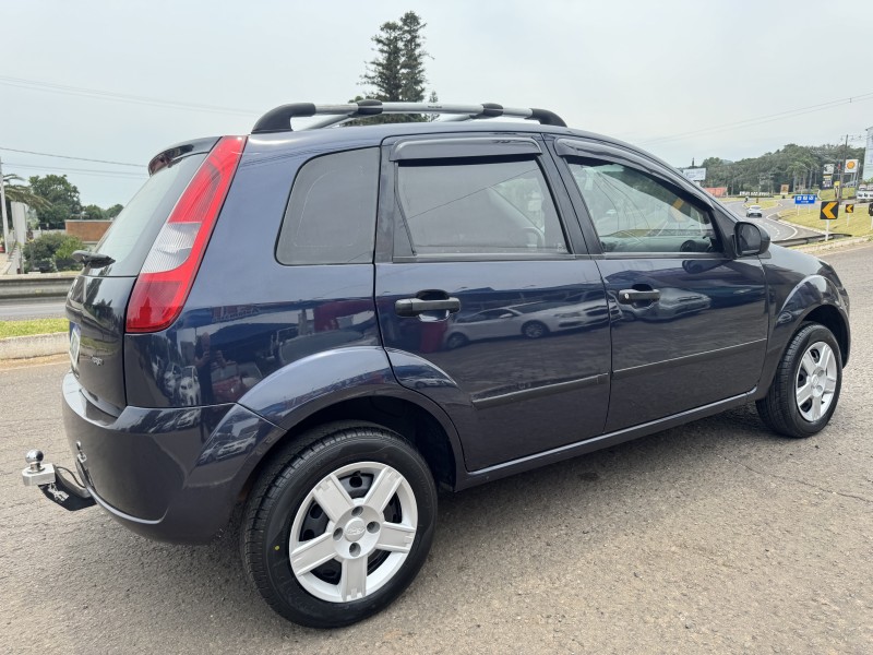 FIESTA 1.0 MPI PERSONNALITÉ 8V FLEX 4P MANUAL - 2005 - DOIS IRMãOS