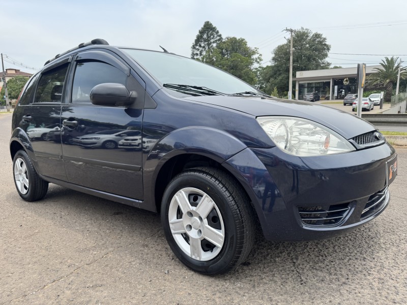 FIESTA 1.0 MPI PERSONNALITÉ 8V FLEX 4P MANUAL - 2005 - DOIS IRMãOS