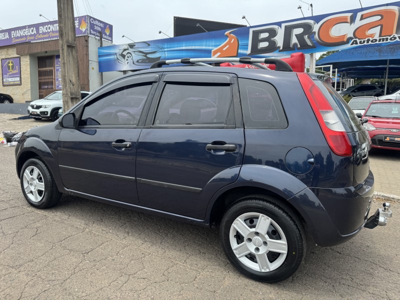 FIESTA 1.0 MPI PERSONNALITÉ 8V FLEX 4P MANUAL - 2005 - DOIS IRMãOS