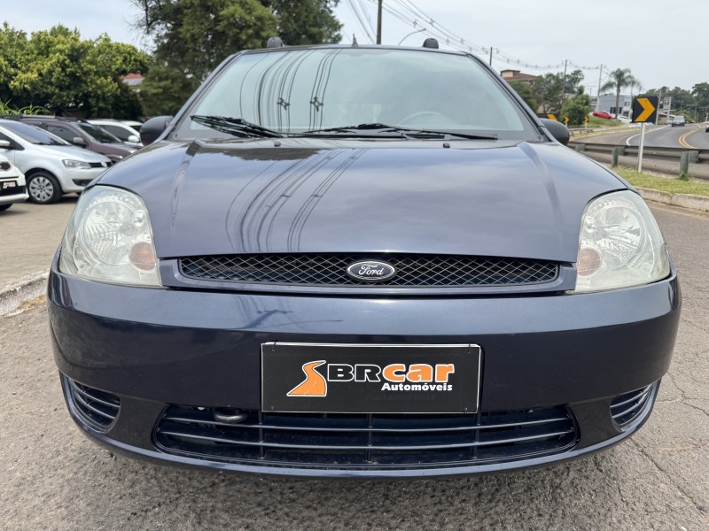 FIESTA 1.0 MPI PERSONNALITÉ 8V FLEX 4P MANUAL - 2005 - DOIS IRMãOS
