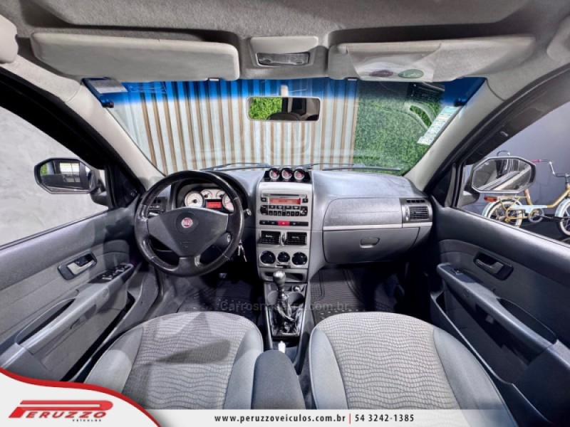 PALIO 1.8 MPI ADVENTURE LOCKER WEEKEND 8V FLEX 4P MANUAL - 2011 - NOVA PRATA