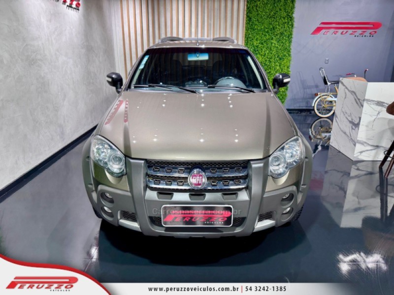 PALIO 1.8 MPI ADVENTURE LOCKER WEEKEND 8V FLEX 4P MANUAL - 2011 - NOVA PRATA