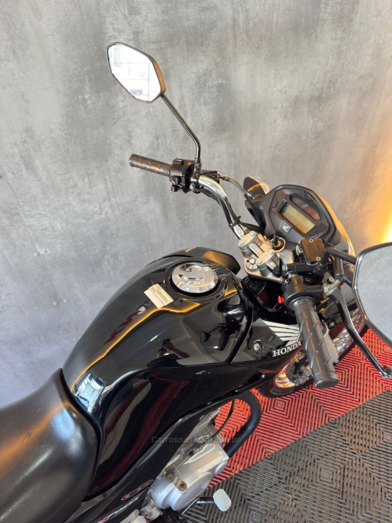 CG 150 FAN ESDI - 2015 - PORTãO