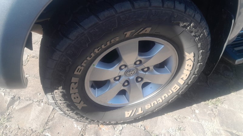HILUX 3.0 SR 4X4 CD 16V TURBO INTERCOOLER DIESEL 4P AUTOMÁTICO - 2015 - FARROUPILHA